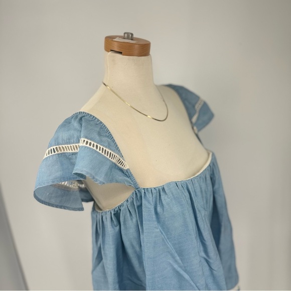Lovers and Friends Denim Chambray Flutter Sleeve Shift Flounce Top - Picture 4 of 4